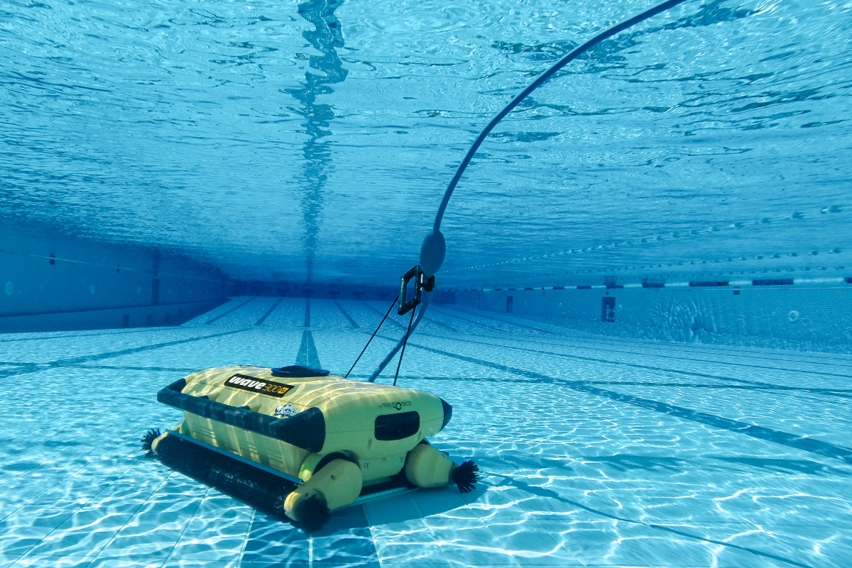 Pulitore automatico per piscine DOLPHIN WAVE 300 XL